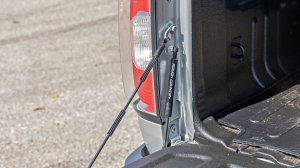 Chevrolet Colorado Tailgate Assist - Driver Side - Rough Country - '15-'22